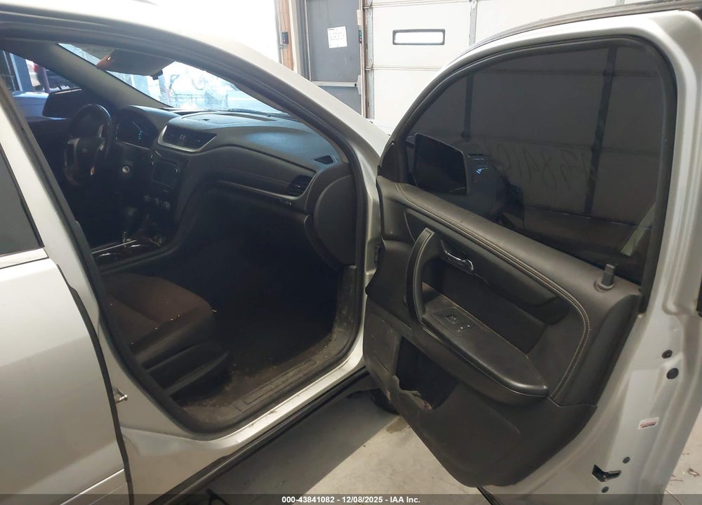 2017 CHEVROLET TRAVERSE 1LT VIN: 1GNKVGKD8HJ228537