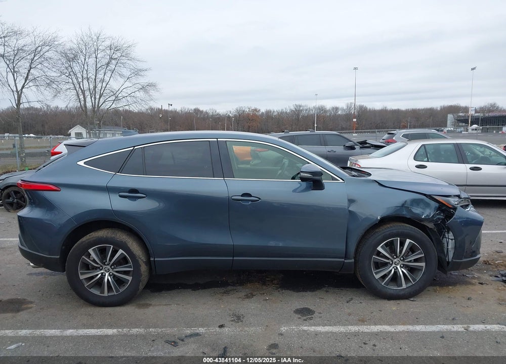 2022 TOYOTA VENZA LE VIN: JTEAAAAH9NJ100462