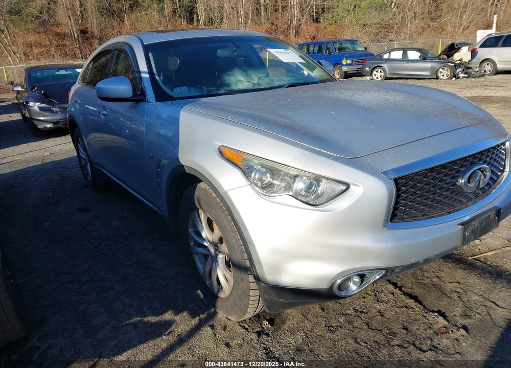 2017 INFINITI QX70 VIN: JN8CS1MW1HM414943