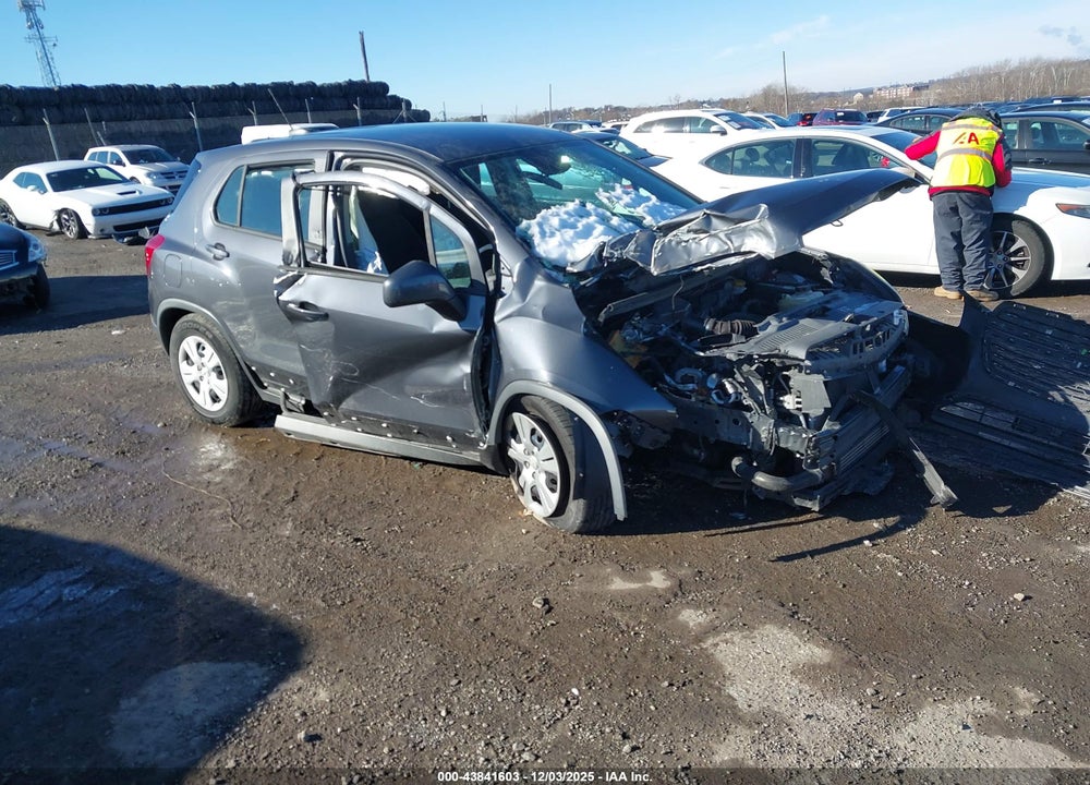 2016 CHEVROLET TRAX 1LS VIN: 3GNCJKSB6GL132656