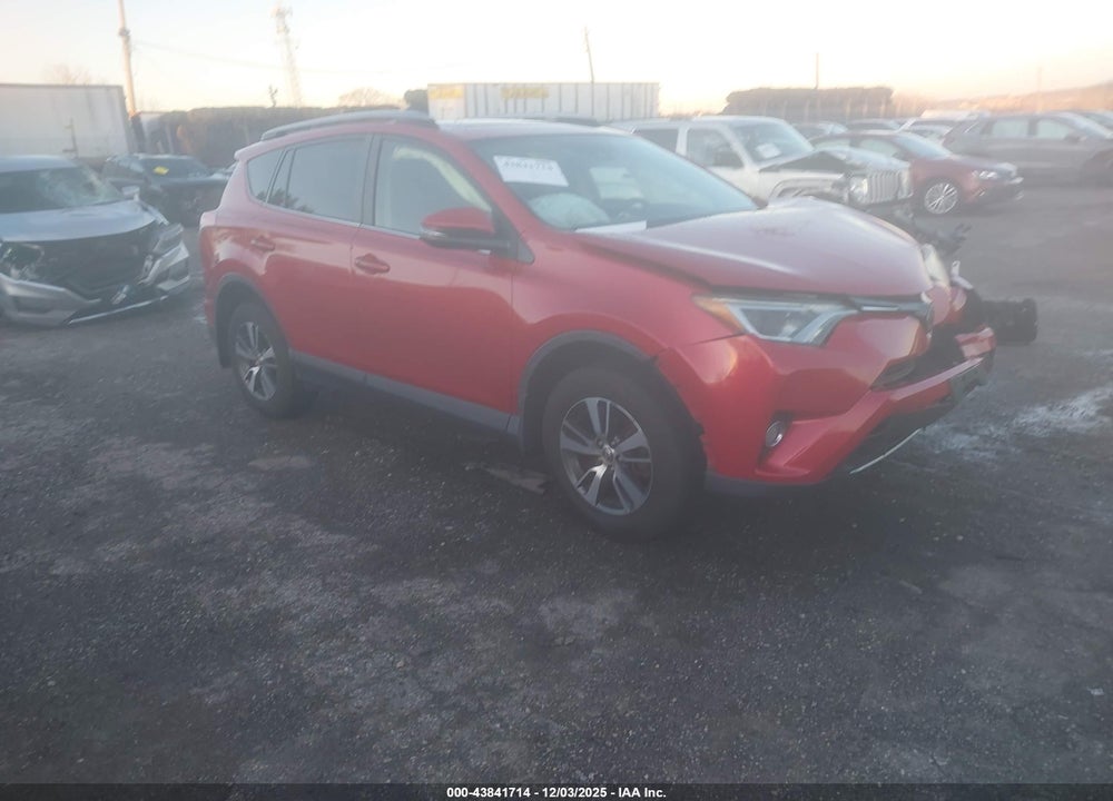 2017 TOYOTA RAV4 XLE VIN: JTMRFREV7HJ157318