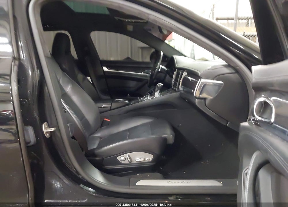 2011 PORSCHE PANAMERA TURBO VIN: WP0AC2A71BL090134