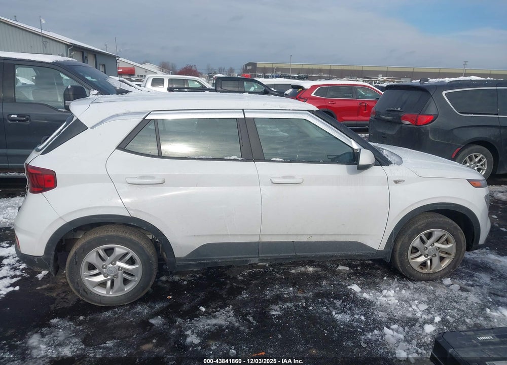 2022 HYUNDAI VENUE SE VIN: KMHRB8A36NU148903