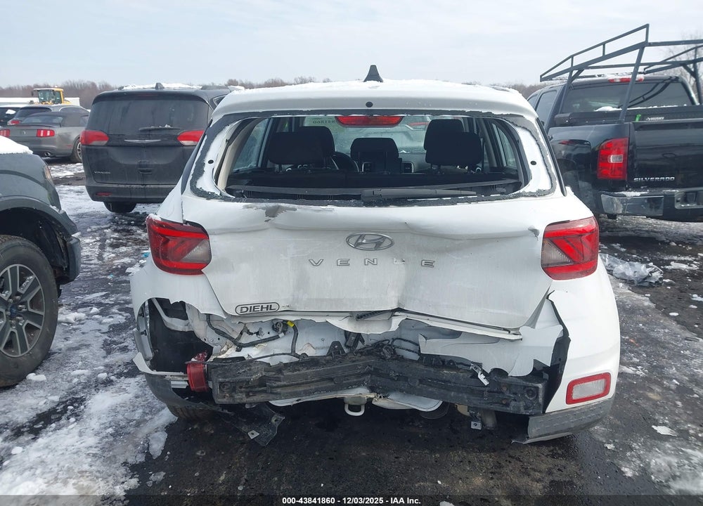 2022 HYUNDAI VENUE SE VIN: KMHRB8A36NU148903