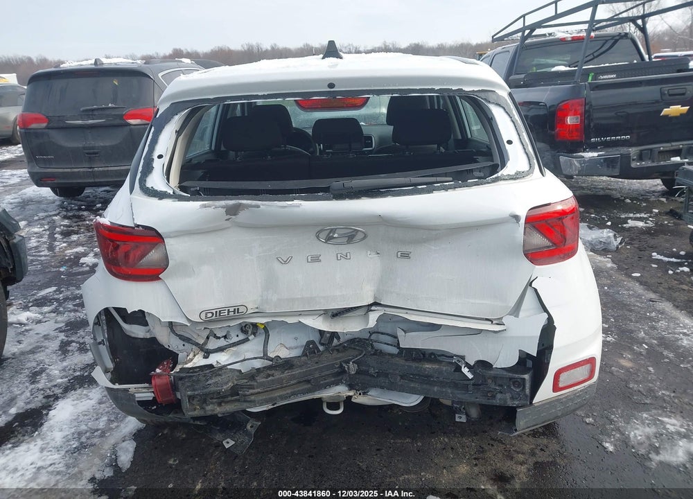 2022 HYUNDAI VENUE SE VIN: KMHRB8A36NU148903