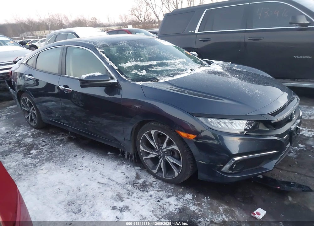 2019 HONDA CIVIC TOURING VIN: 19XFC1F93KE000856