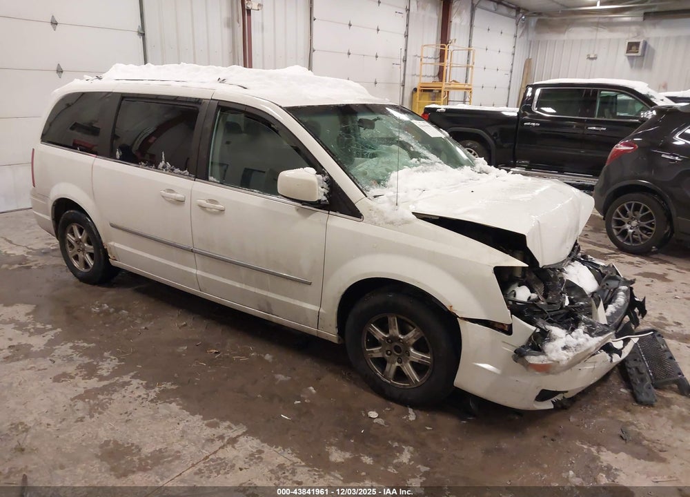2009 CHRYSLER TOWN & COUNTRY TOURING VIN: 2A8HR54189R573068