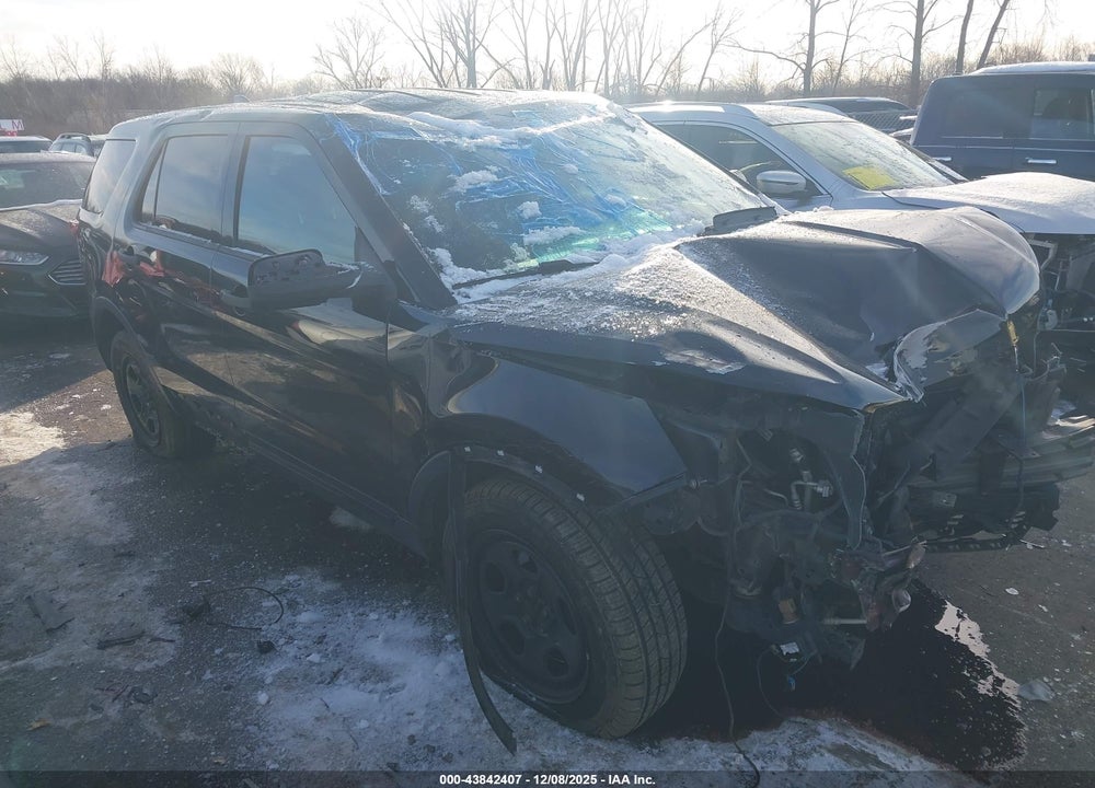 2017 FORD UTILITY POLICE INTERCEPTOR VIN: 1FM5K8ARXHGA13395