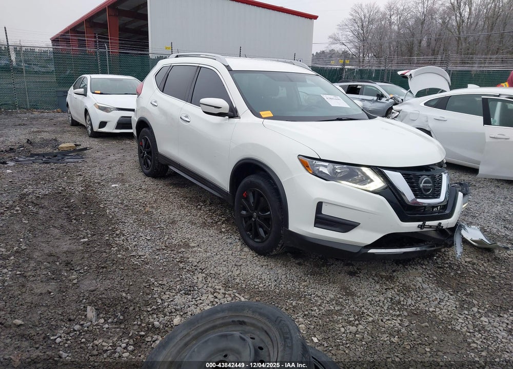 2018 NISSAN ROGUE SV VIN: 5N1AT2MV4JC797653
