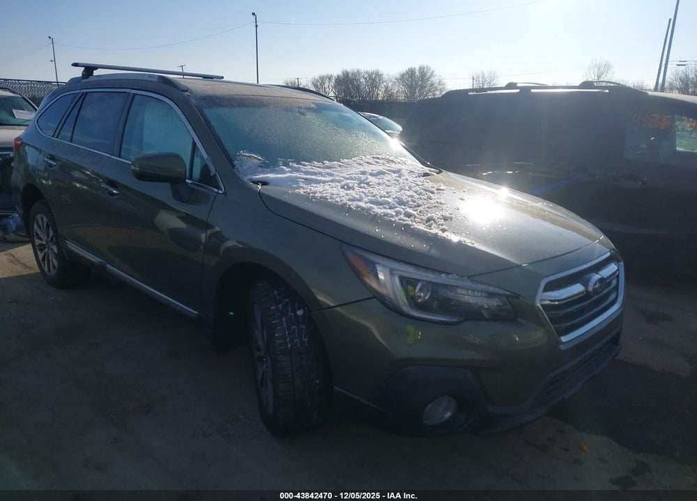 2018 SUBARU OUTBACK 2.5I TOURING VIN: 4S4BSATC0J3209989