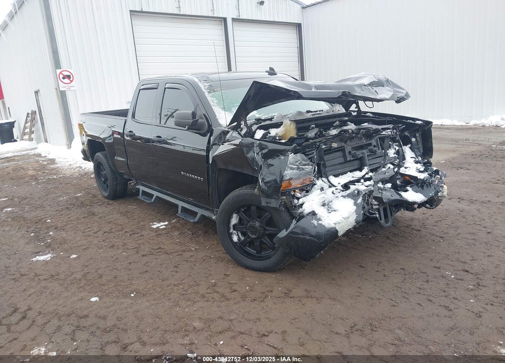 2017 CHEVROLET SILVERADO 1500 CUSTOM VIN: 1GCVKPEH1HZ256209