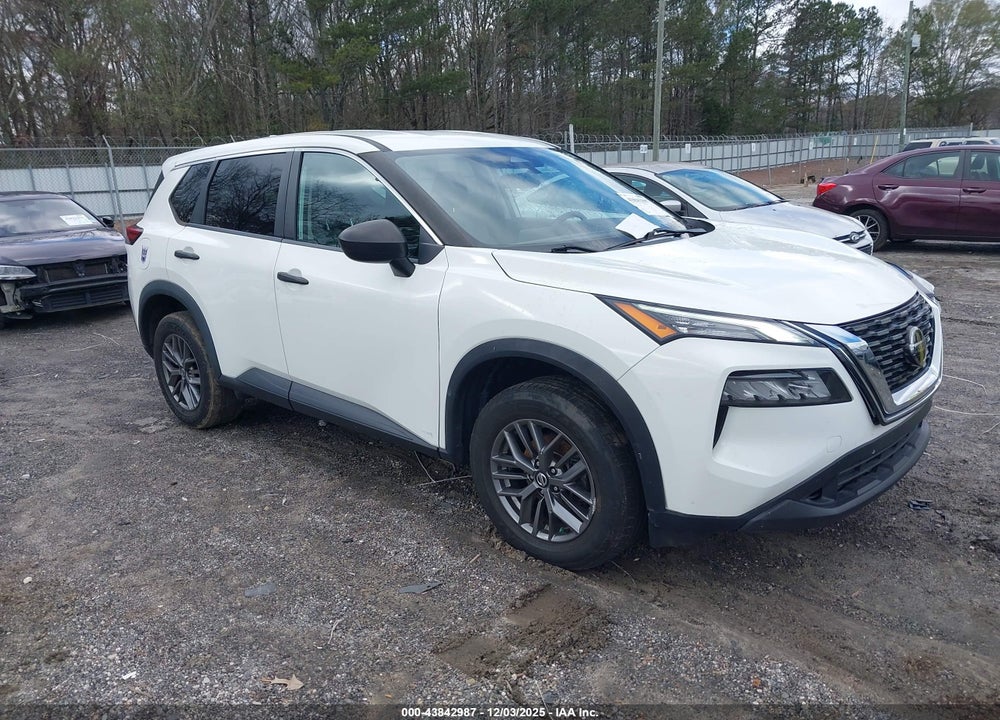 2021 NISSAN ROGUE S INTELLIGENT AWD VIN: 5N1AT3AB0MC754013