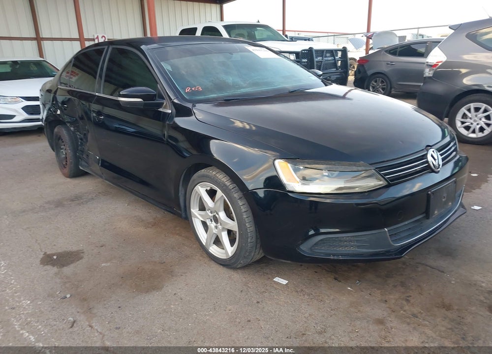 2013 VOLKSWAGEN JETTA 2.5L SE VIN: 3VWDP7AJ3DM380576