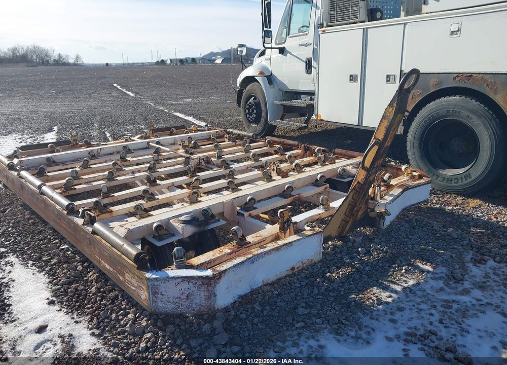 1994 EQUIPMENT GSE 1215 VIN: 00000000000043868