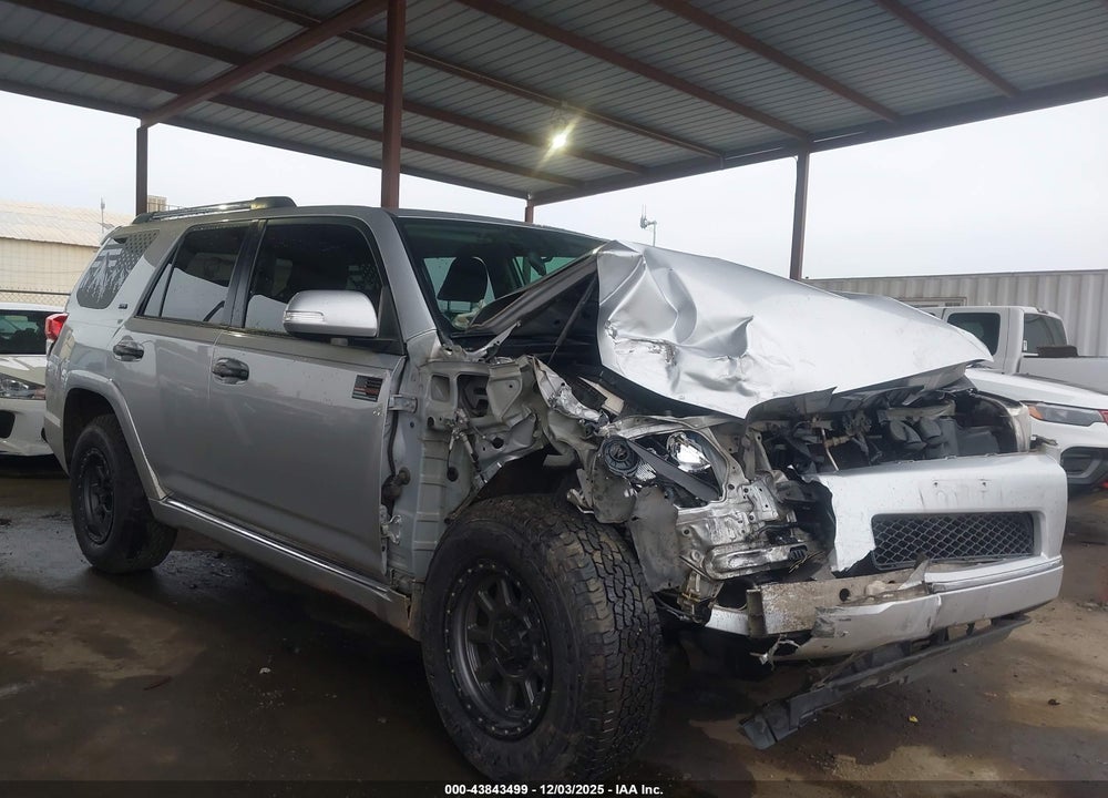 2011 TOYOTA 4RUNNER SR5 V6 VIN: JTEBU5JR9B5059380
