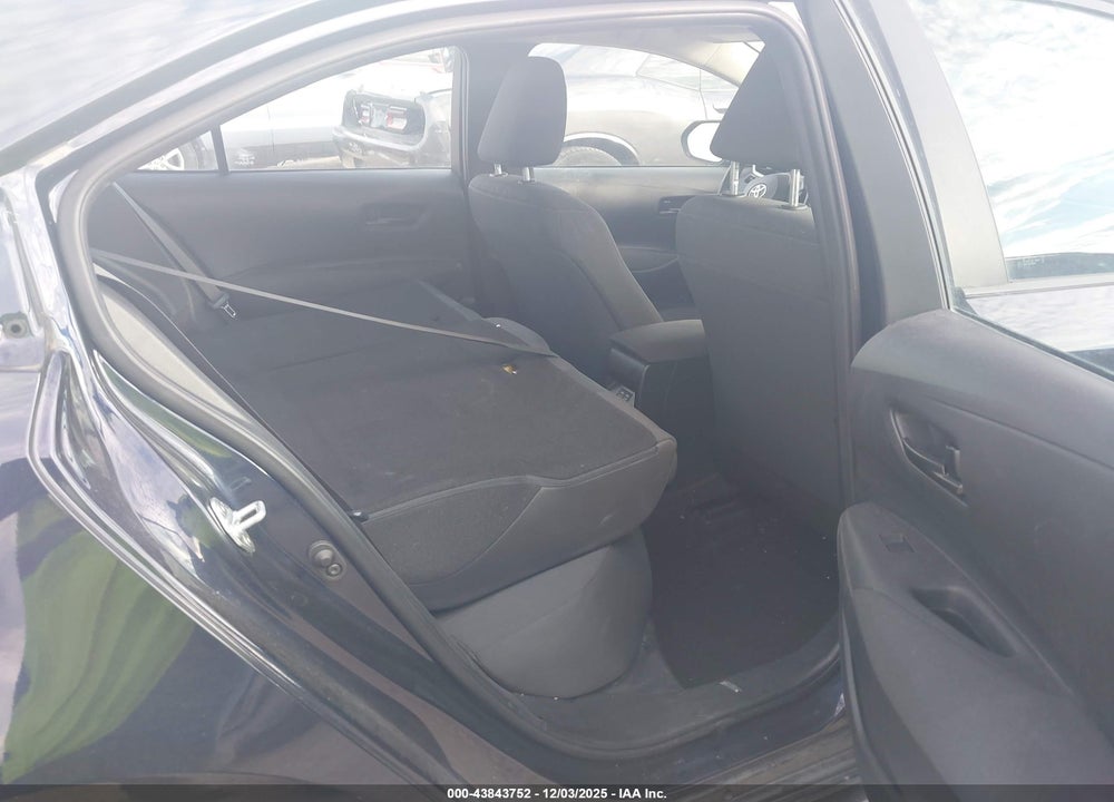 2023 TOYOTA COROLLA LE VIN: 5YFB4MDE8PP066936