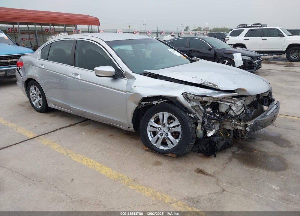 2011 HONDA ACCORD 2.4 LX-P VIN: 1HGCP2F40BA073396