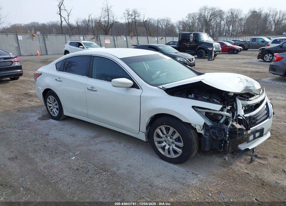 2014 NISSAN ALTIMA 2.5 S VIN: 1N4AL3AP5EN253632