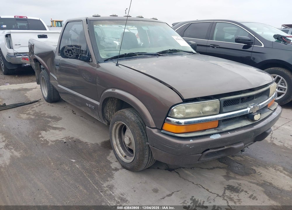 2000 CHEVROLET S-10 LS VIN: 1GCCS1443YK111023