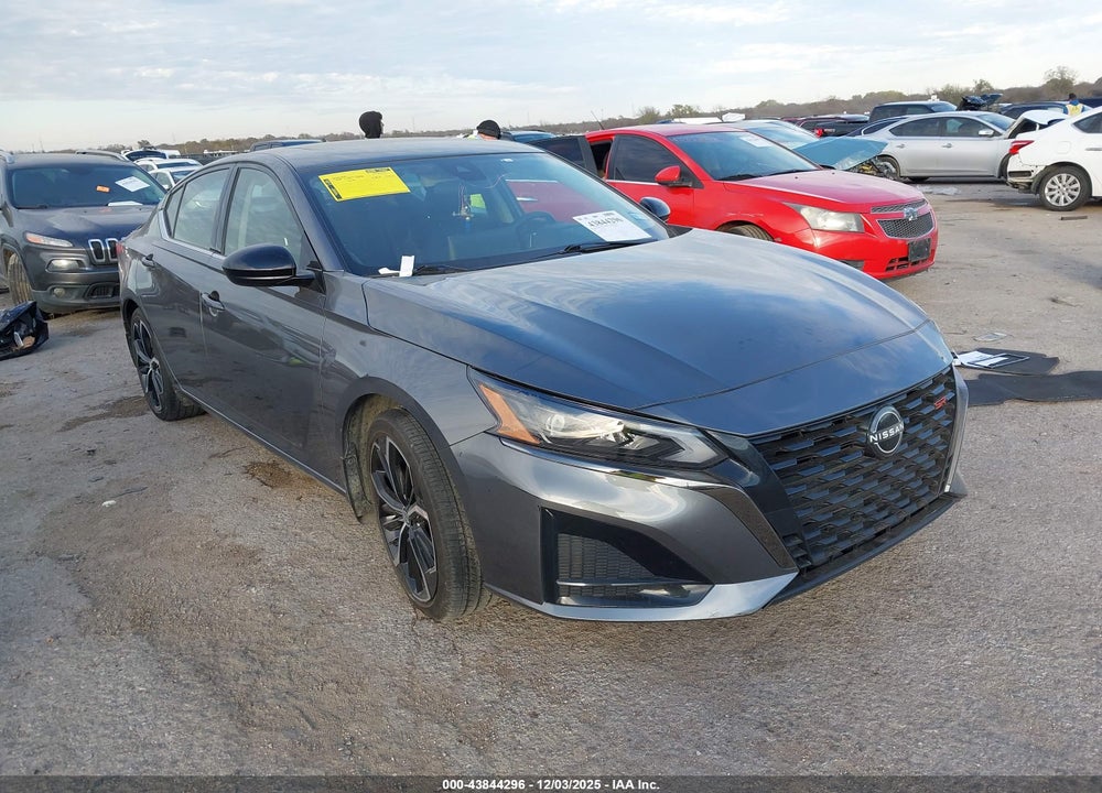 2024 NISSAN ALTIMA SR FWD VIN: 1N4BL4CV2RN404311