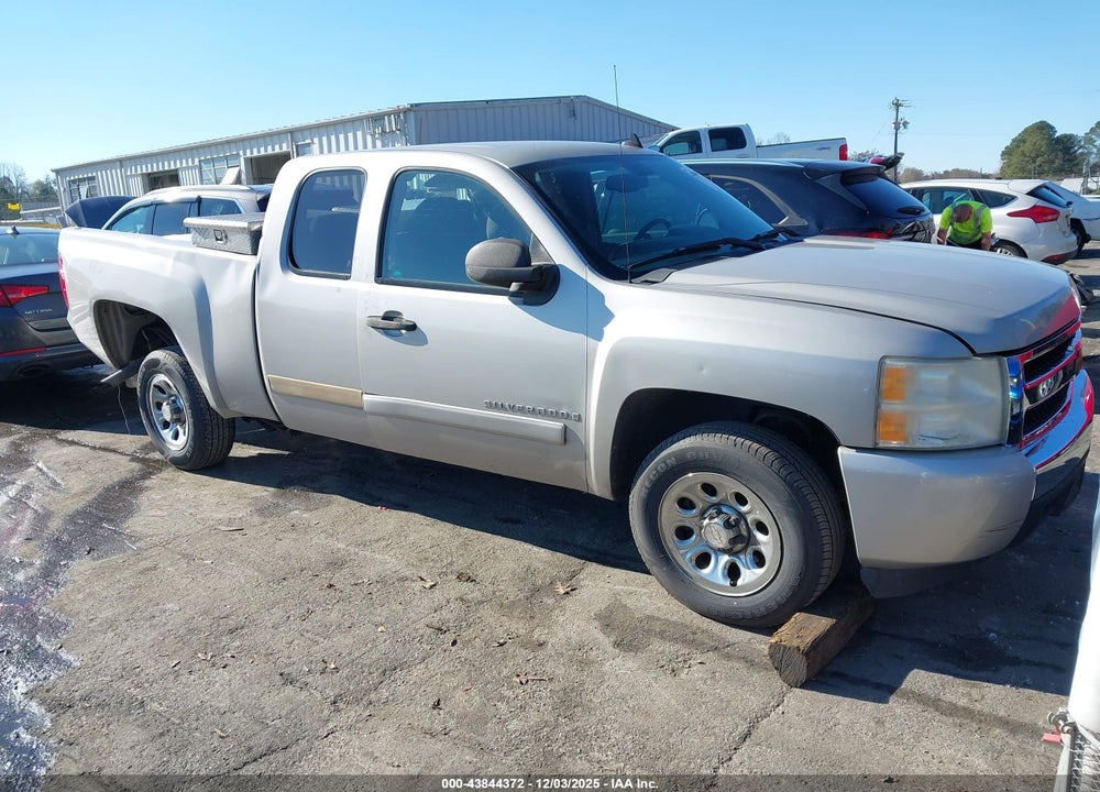 2008 CHEVROLET SILVERADO 1500 LT1 VIN: 1GCEC19C68Z175666