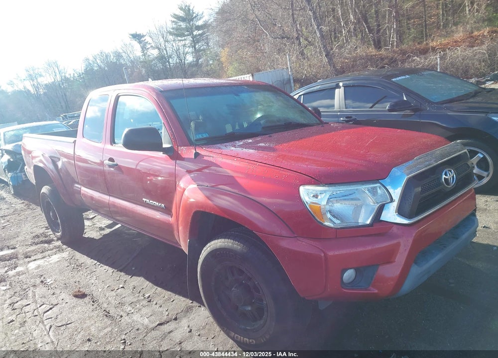 2015 TOYOTA TACOMA BASE V6 VIN: 5TFUU4EN0FX124268
