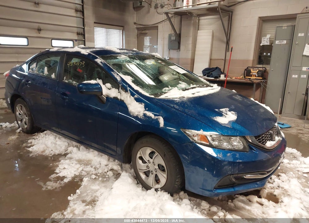 2014 HONDA CIVIC LX VIN: 2HGFB2F51EH543588