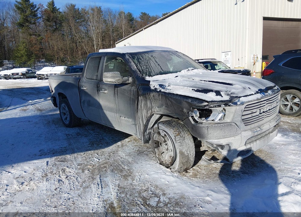 2020 RAM 1500 BIG HORN  4X4 6'4 BOX VIN: 1C6SRFBT8LN224219