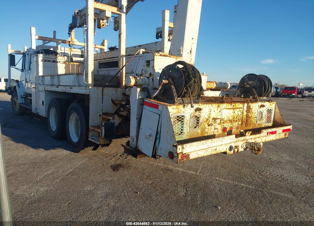 2001 FREIGHTLINER MEDIUM CONVENTIONAL FL80 VIN: 1FVHBXAK71HH51354