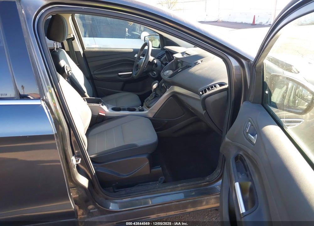 2016 FORD ESCAPE SE VIN: 1FMCU0GX8GUB82906
