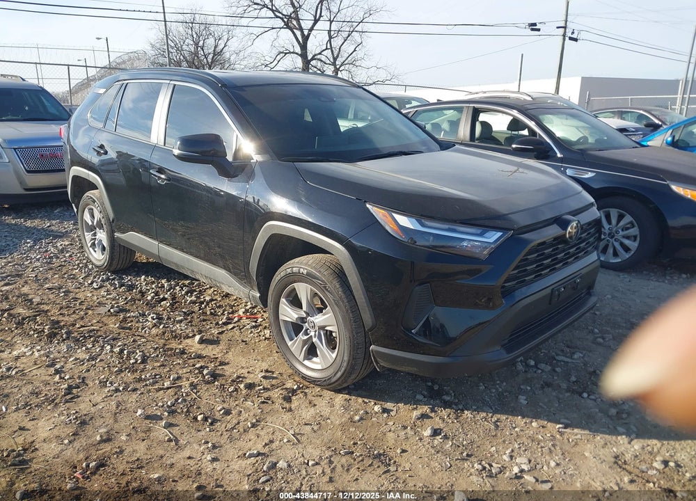 2023 TOYOTA RAV4 XLE VIN: 2T3W1RFV5PW267722