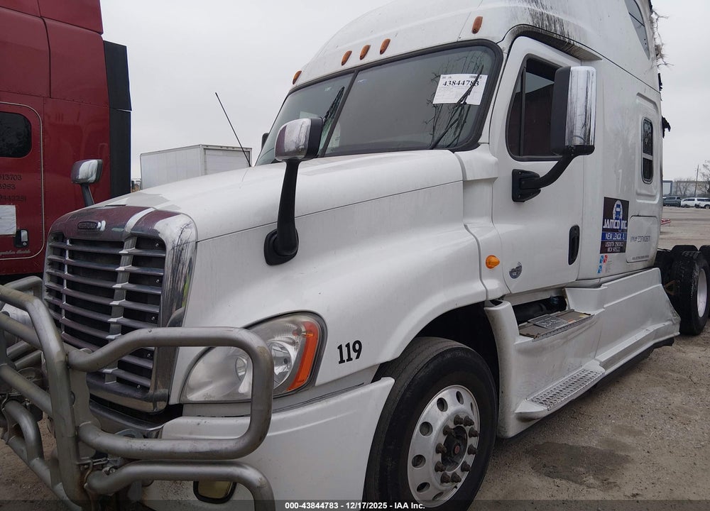 2014 FREIGHTLINER CASCADIA 125 VIN: 3AKJGLBG1ESFW0871