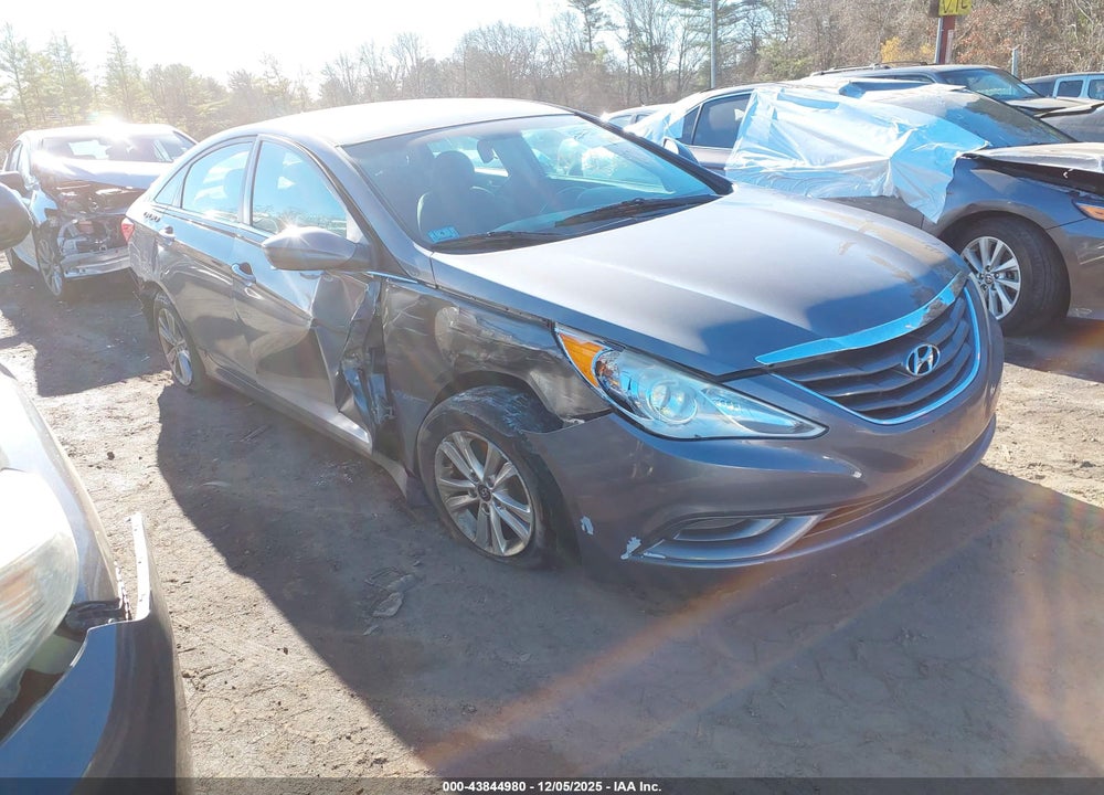 2013 HYUNDAI SONATA GLS VIN: 5NPEB4AC6DH725983