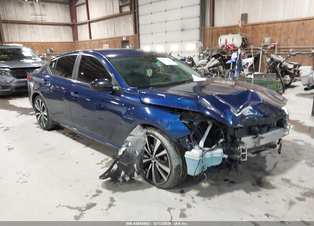 2020 NISSAN ALTIMA SR FWD VIN: 1N4BL4CV2LC197972