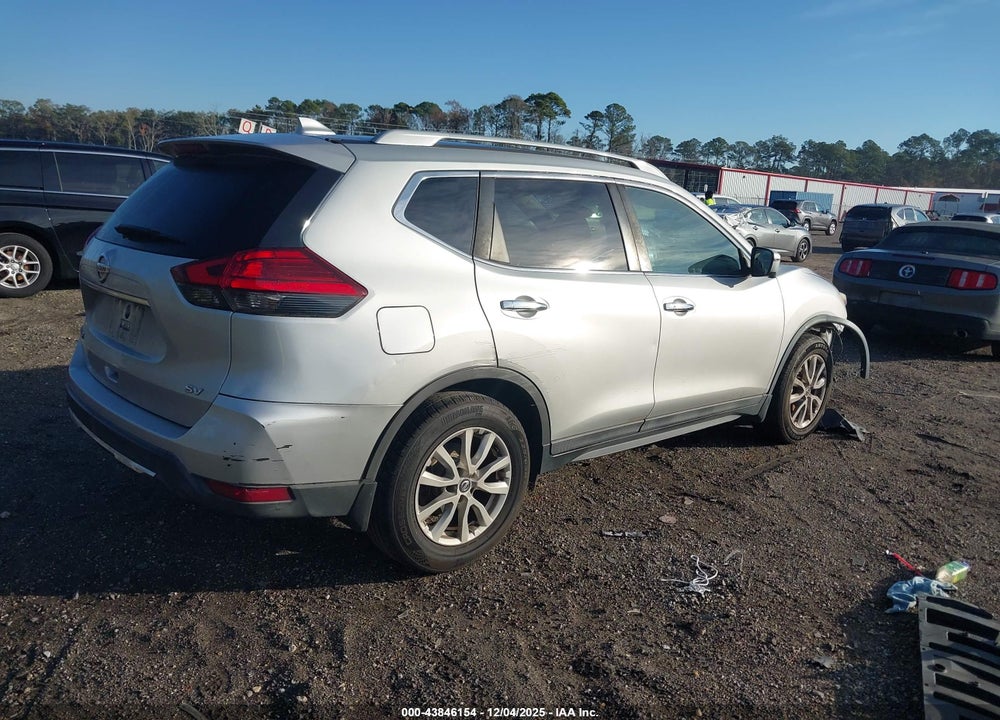 2017 NISSAN ROGUE SV VIN: 5N1AT2MT8HC791167