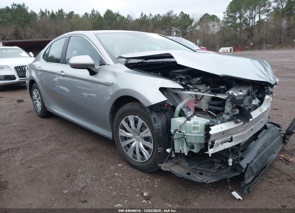 2021 TOYOTA CAMRY LE HYBRID VIN: 4T1C31AK3MU024698