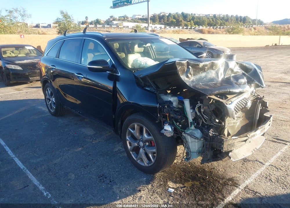 2017 KIA SORENTO 3.3L SX VIN: 5XYPK4A53HG230339