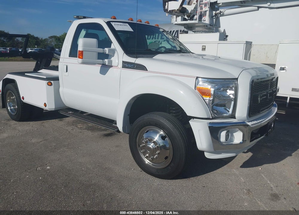 2011 FORD F-550 CHASSIS XL VIN: 1FDUF5GT8BEB56513