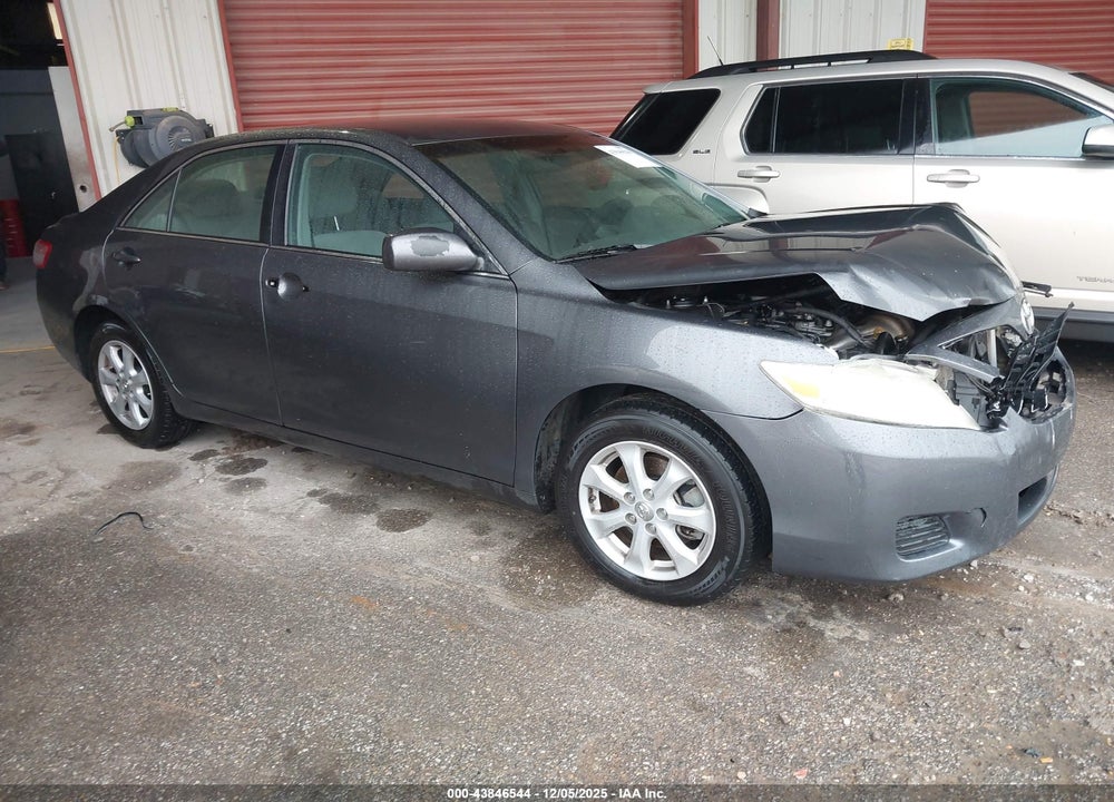 2011 TOYOTA CAMRY LE VIN: 4T1BF3EK8BU761160