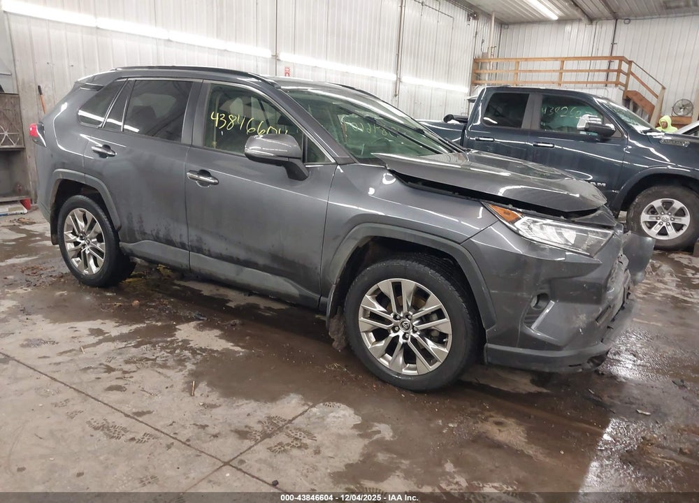 2019 TOYOTA RAV4 LIMITED VIN: JTMN1RFV4KD513645