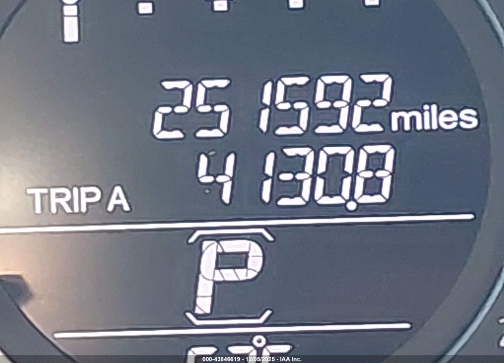 2015 HONDA ACCORD LX VIN: 1HGCR2F33FA246772