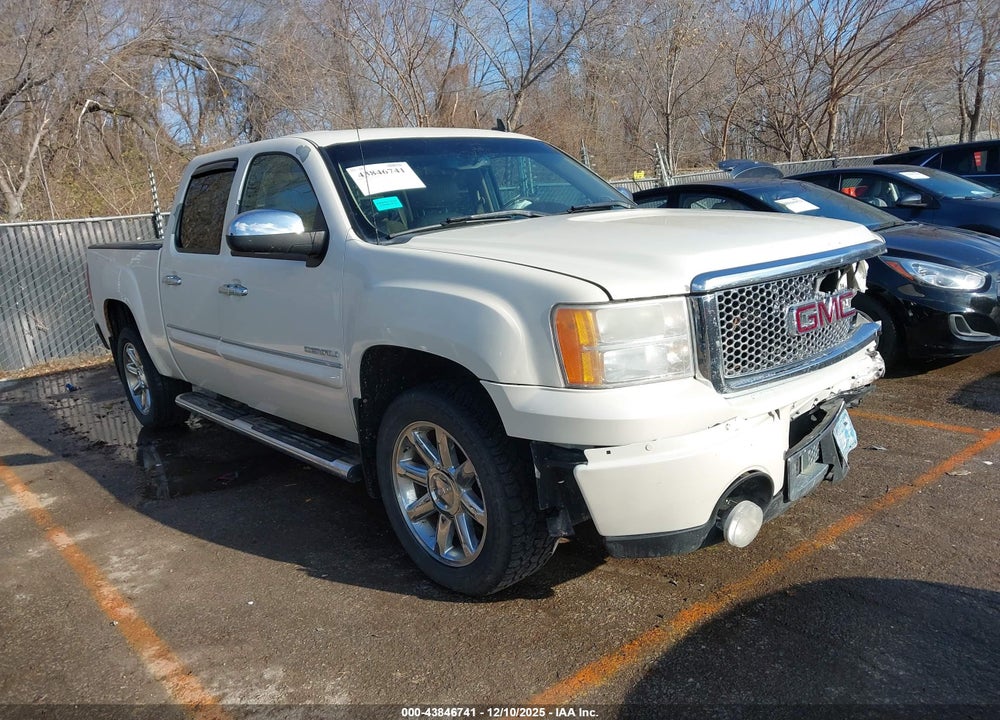 2013 GMC SIERRA 1500 DENALI VIN: 3GTP2XE24DG260916