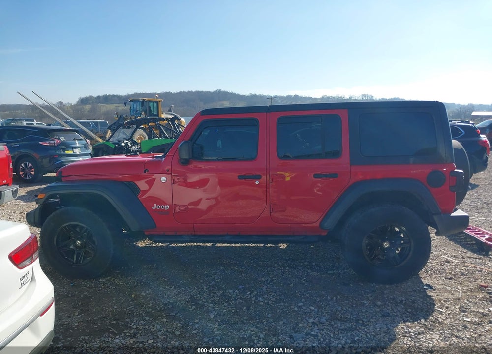 2019 JEEP WRANGLER UNLIMITED SPORT S 4X4 VIN: 1C4HJXDG3KW570333