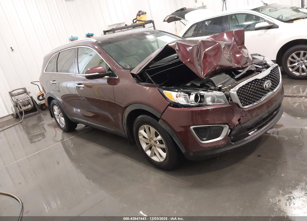 2017 KIA SORENTO 2.4L LX VIN: 5XYPG4A34HG252799