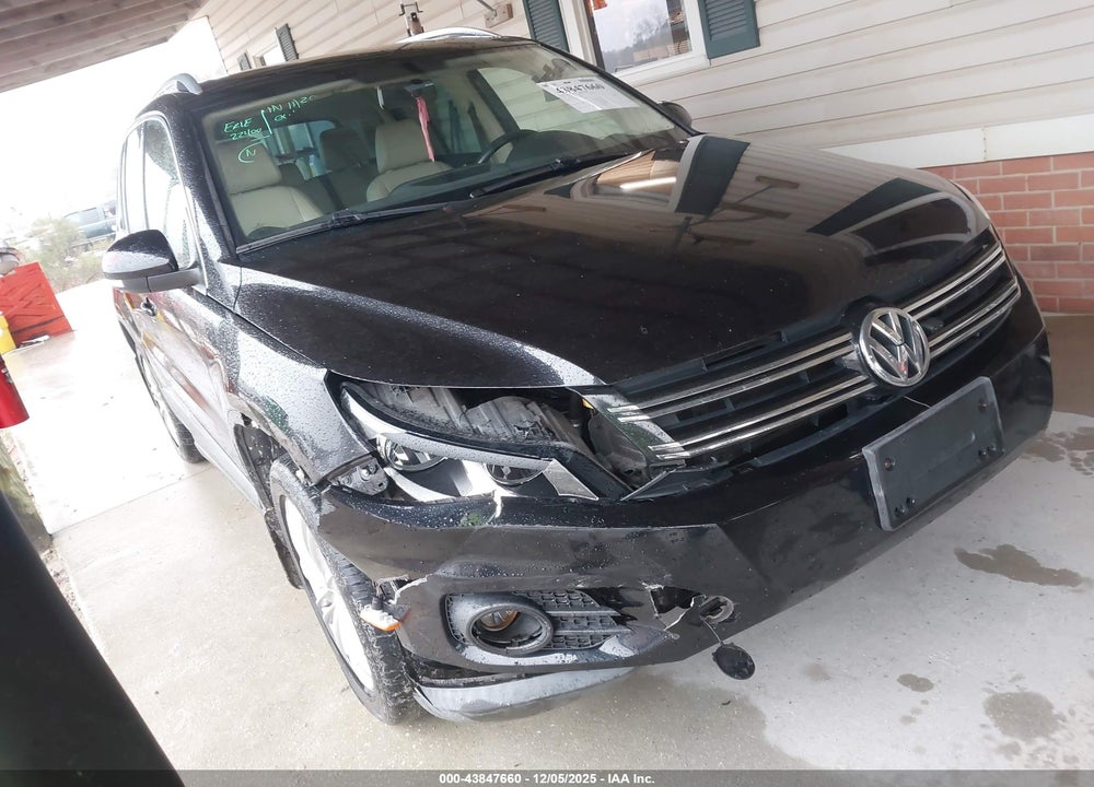 2014 VOLKSWAGEN TIGUAN SEL VIN: WVGBV3AX3EW596678