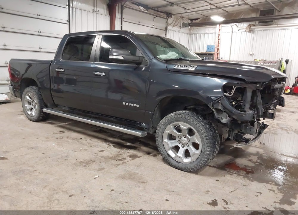 2019 RAM 1500 BIG HORN/LONE STAR  4X4 5'7 BOX VIN: 1C6SRFFT7KN578581