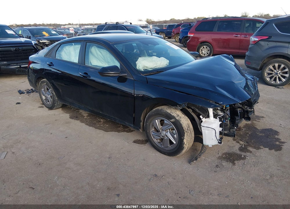 2025 HYUNDAI ELANTRA SE VIN: KMHLL4DG6SU902971
