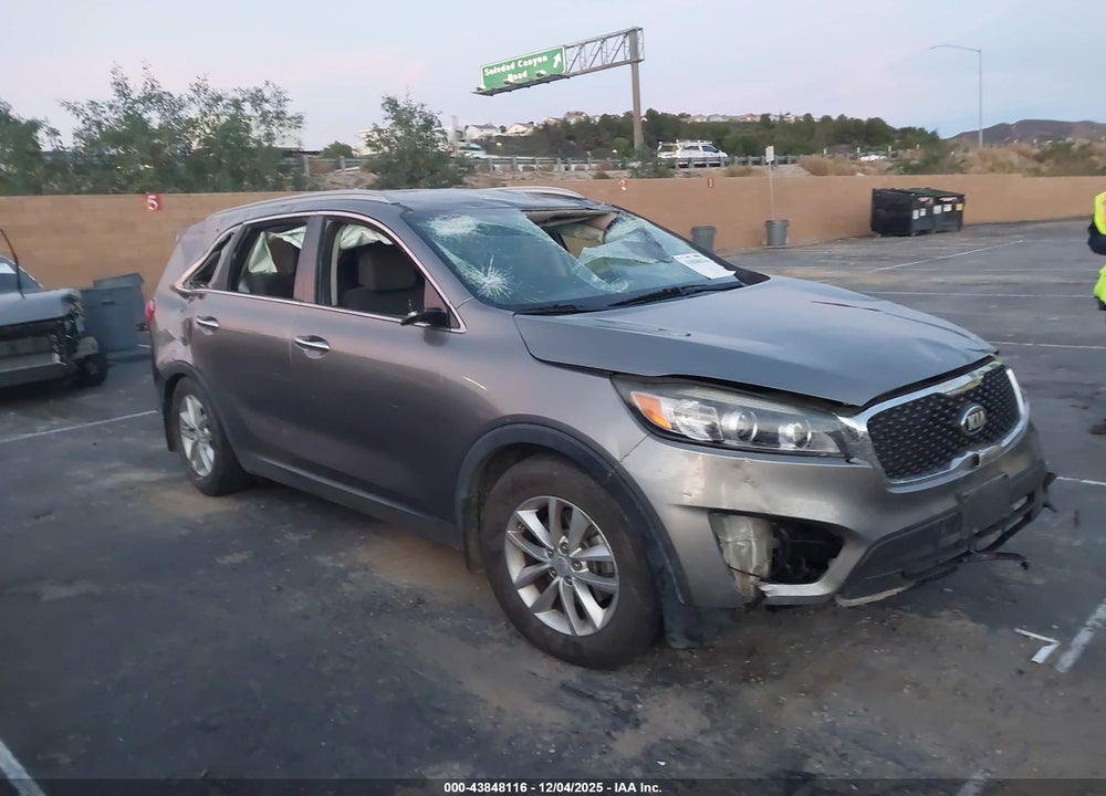 2017 KIA SORENTO 3.3L LX VIN: 5XYPG4A54HG201370