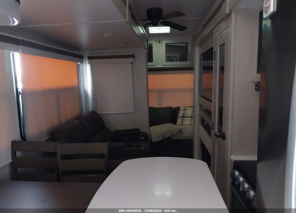 2022 ROCKWOOD ULTRA LITE VIN: 4X4FRLN23N1902438