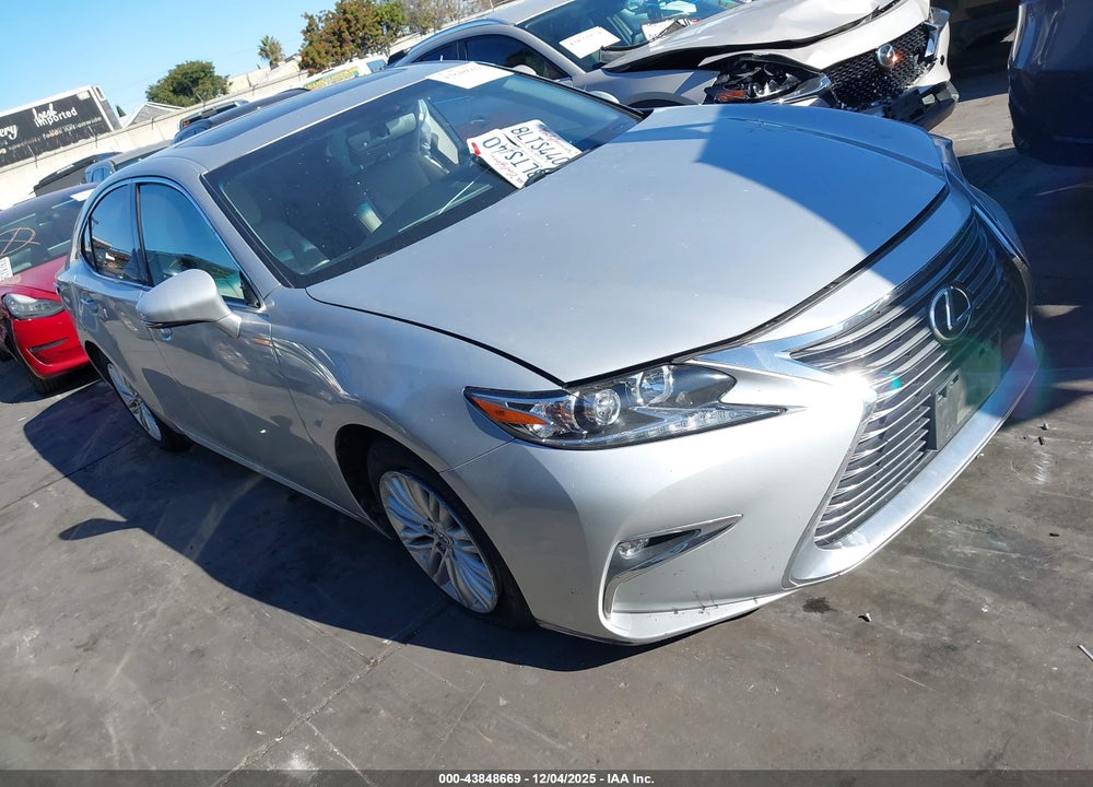 2016 LEXUS ES 350 VIN: 58ABK1GG8GU028373